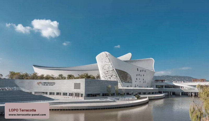 Terracotta Louvers Projekt: Straits Cultural Art Center