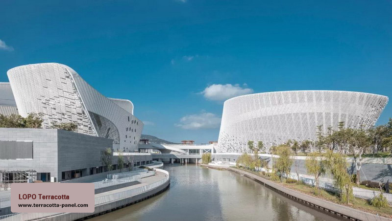 Terracotta Louvers Project: Straits Cultural Art Center