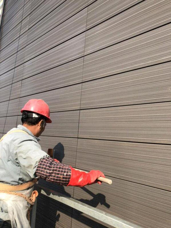 line surface terracotta panel